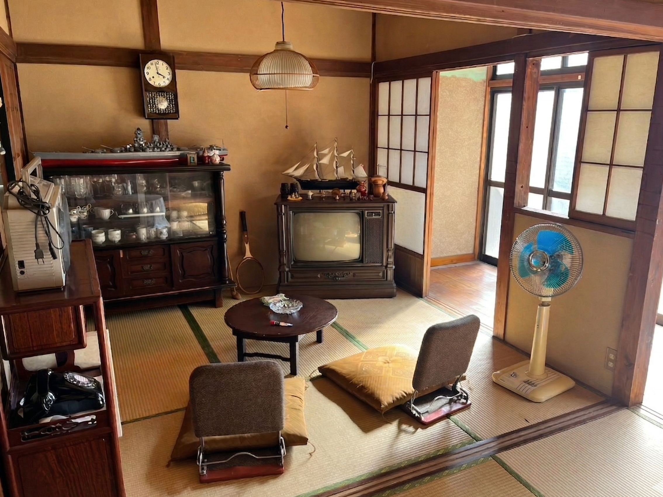 1階 昭和レトロ空間